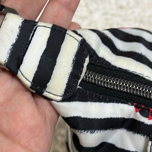 LUG Bolero Lady Bug Lane RFID Purse - Picture 7 of 16